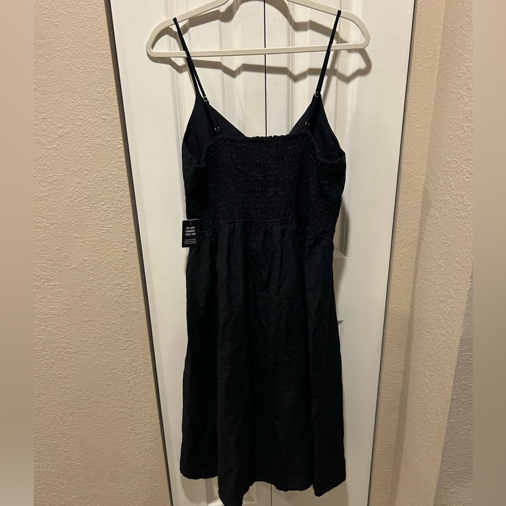 NWT Express Linen Blend Front Tie Smocked Midi Black Dress,Large - Picture 3 of 7